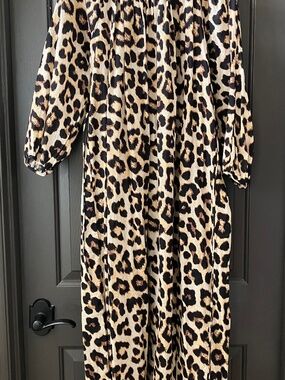 Leopard print maxi dress